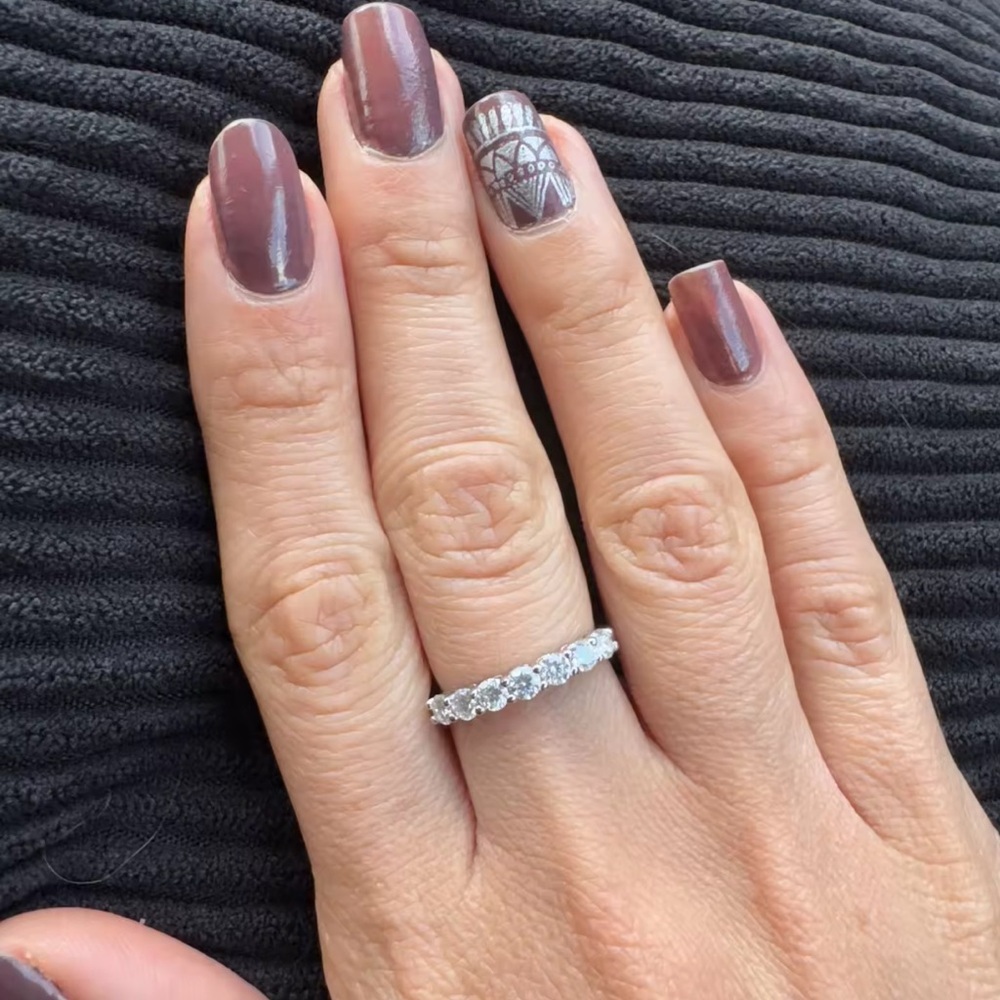 4.9ct.tw Moissanite Diamond .7ctw NIB VVS1 Color D .925 Silver w/GRA cert